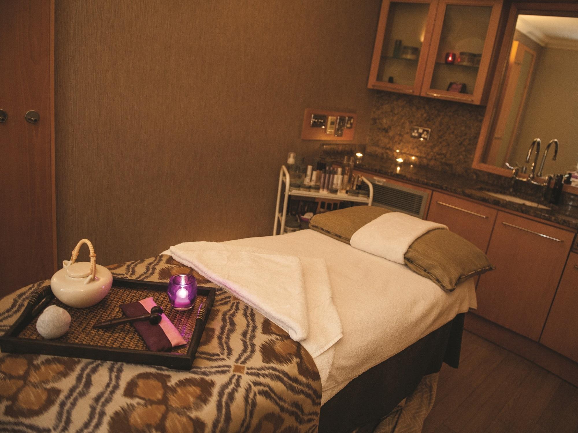 Hotel Aztec And 4*