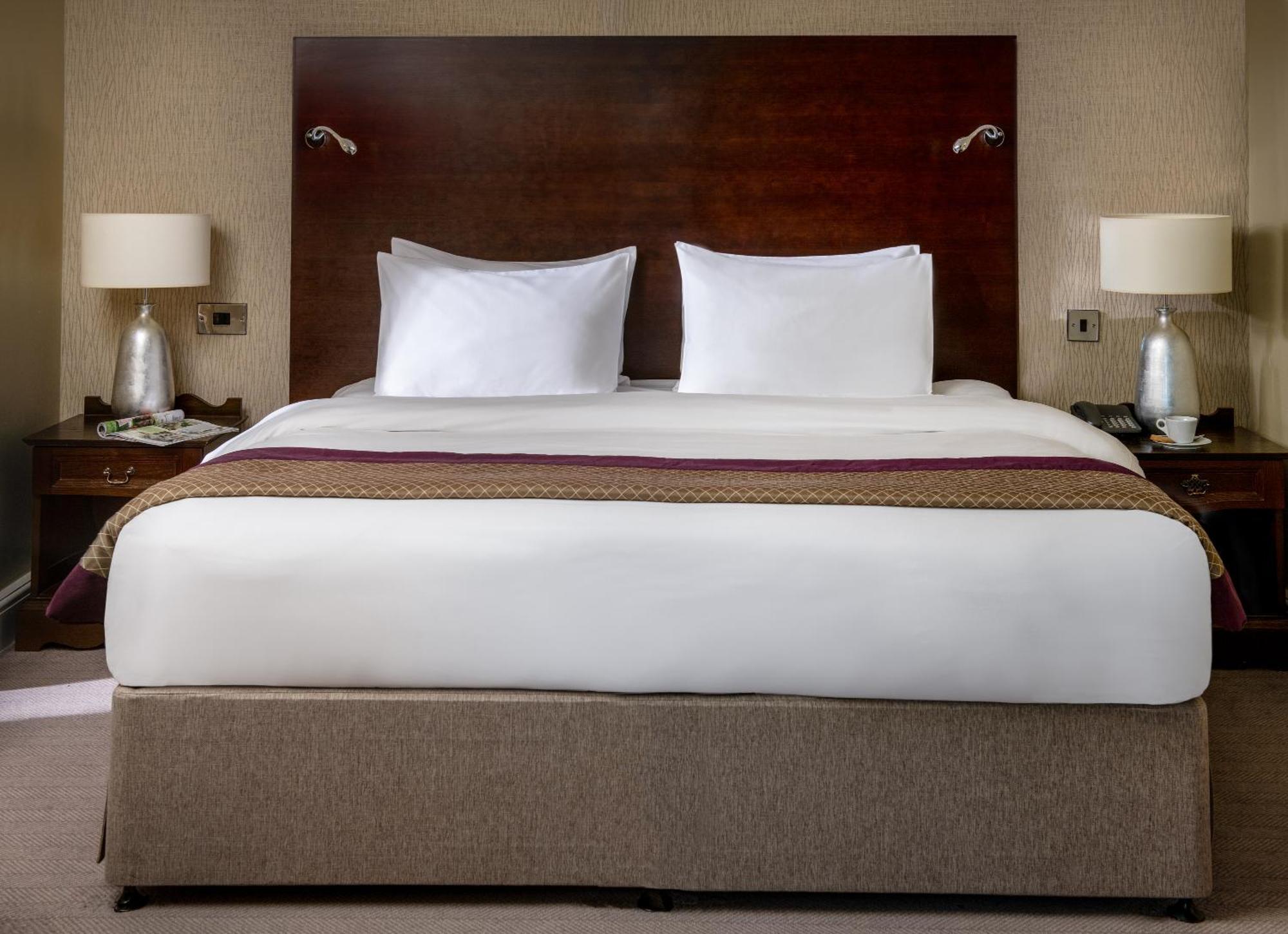 Hotel Aztec And 4*