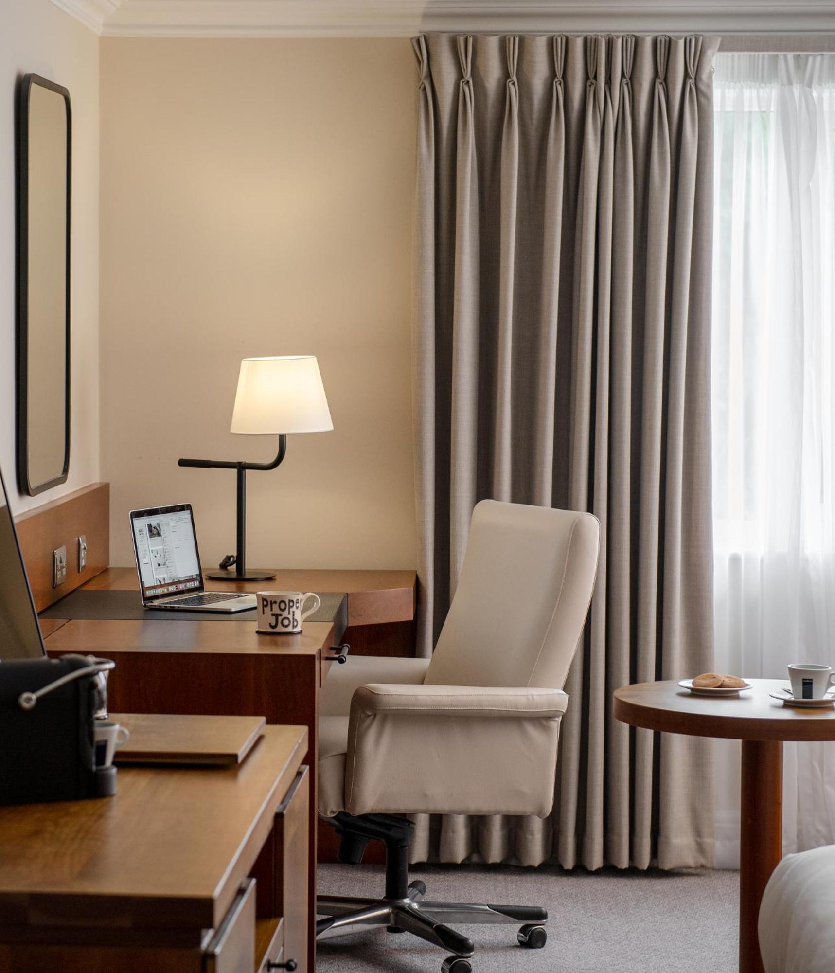 Aztec And Hotel Almondsbury